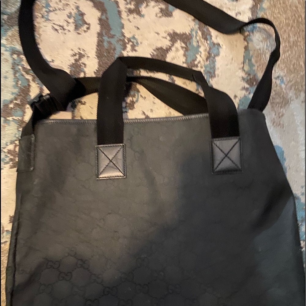 Gucci authentic large bag- offers are welcomed!